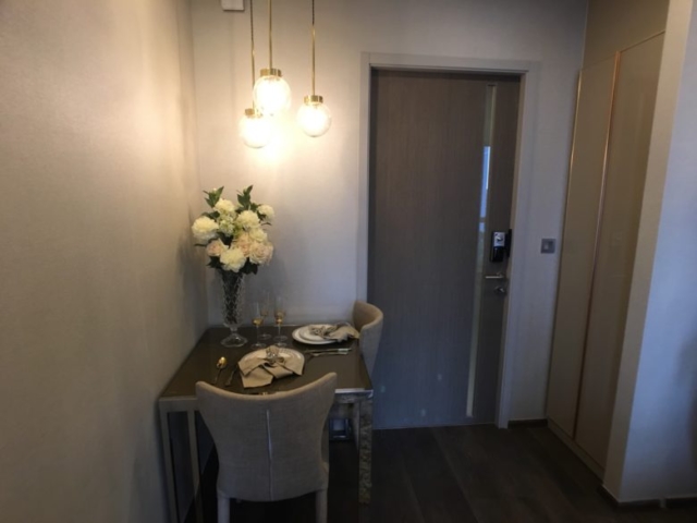 1B22BCB9-18DB-4530-AD56-D1ED57F9B3B4